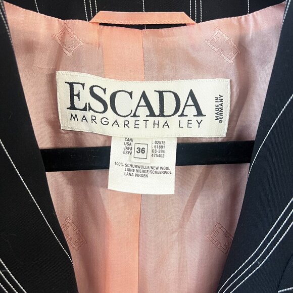 1015 Escada Striped Two Button Blazer Jacket Size 36 Color Black White Gold - Picture 3 of 6